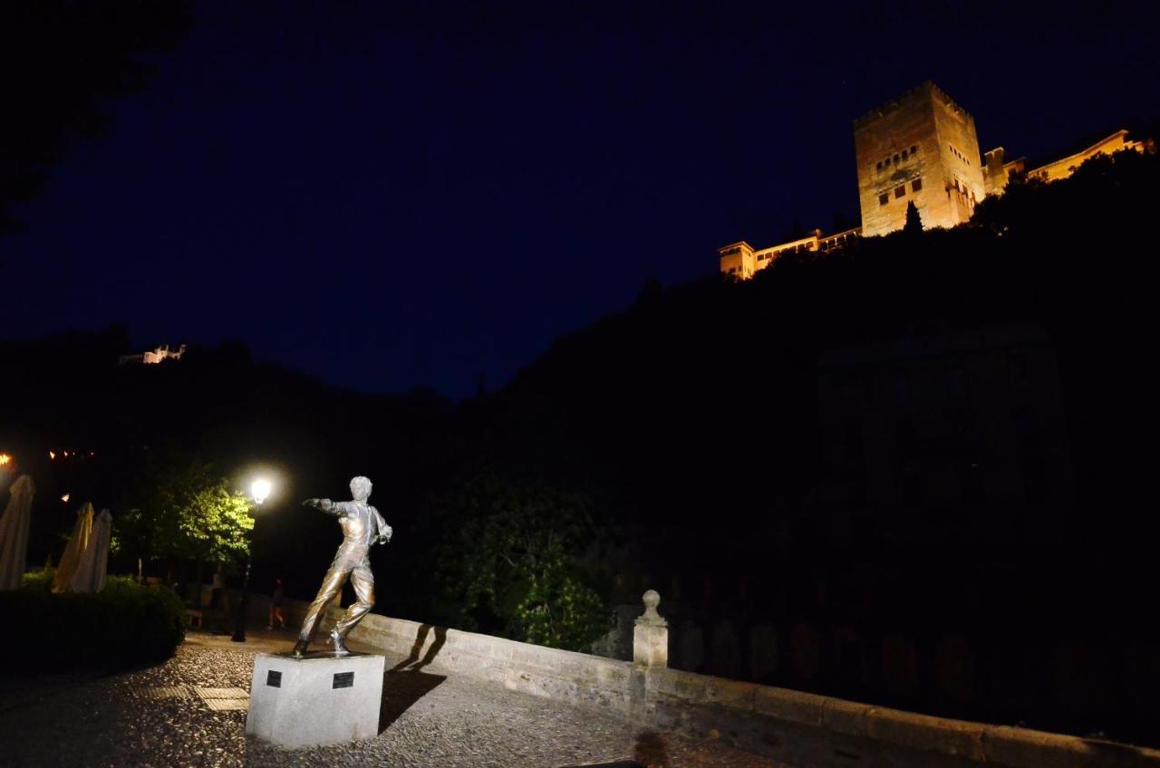 Paseo De Los Tristes Granada Eksteriør billede